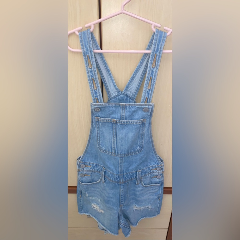 Old Navy Girls Distressed Denim Shortalls Overalls Size 8